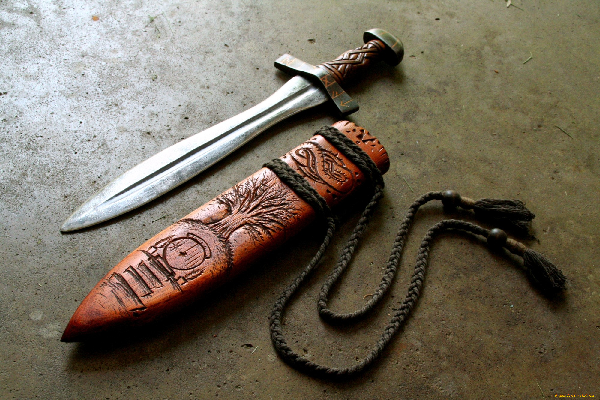 Самые древние ножи. Холодное оружие древней Руси Холодное оружие. Кинжалы древней Руси. Ножи древних славян. Ножны для кинжала.